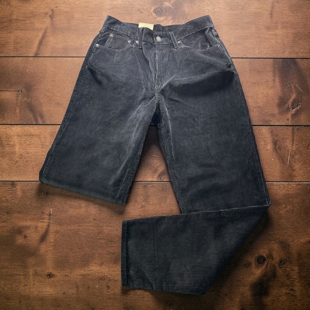 NEW Levis High Waisted Mom Jeans Black Corduroy Pants 30x30 NWT